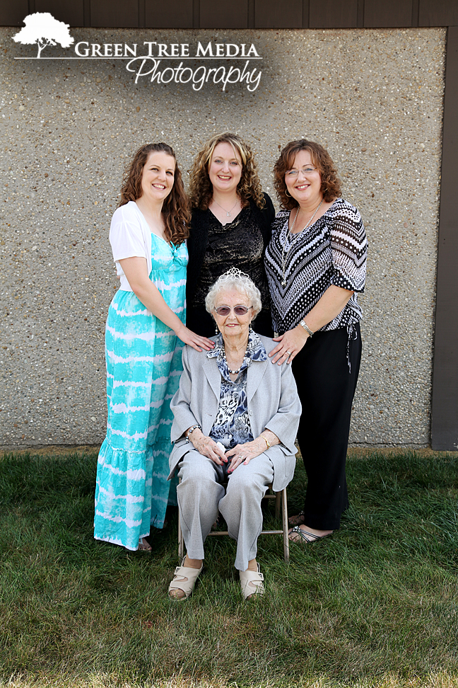 Granny Doris's 90th Birthday 11
