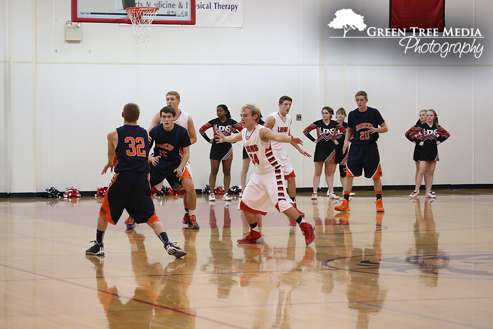 LSA-Dec2013-VarsityBball115