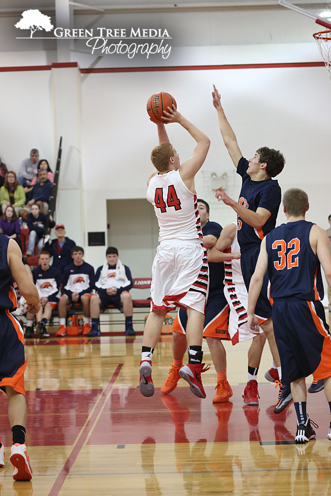 LSA-Dec2013-VarsityBball133